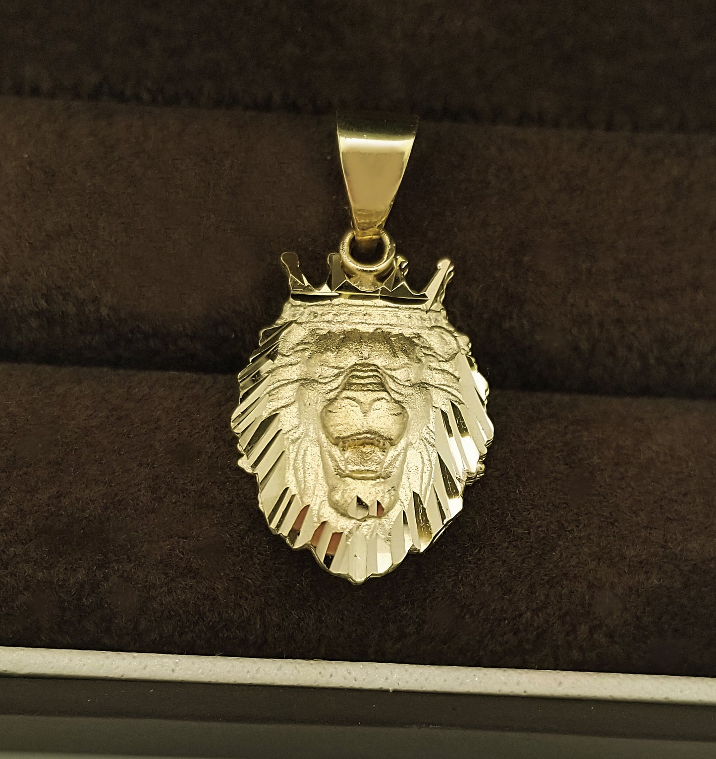 10K Yellow Gold Lion Head Charm Crown Lion Pendant