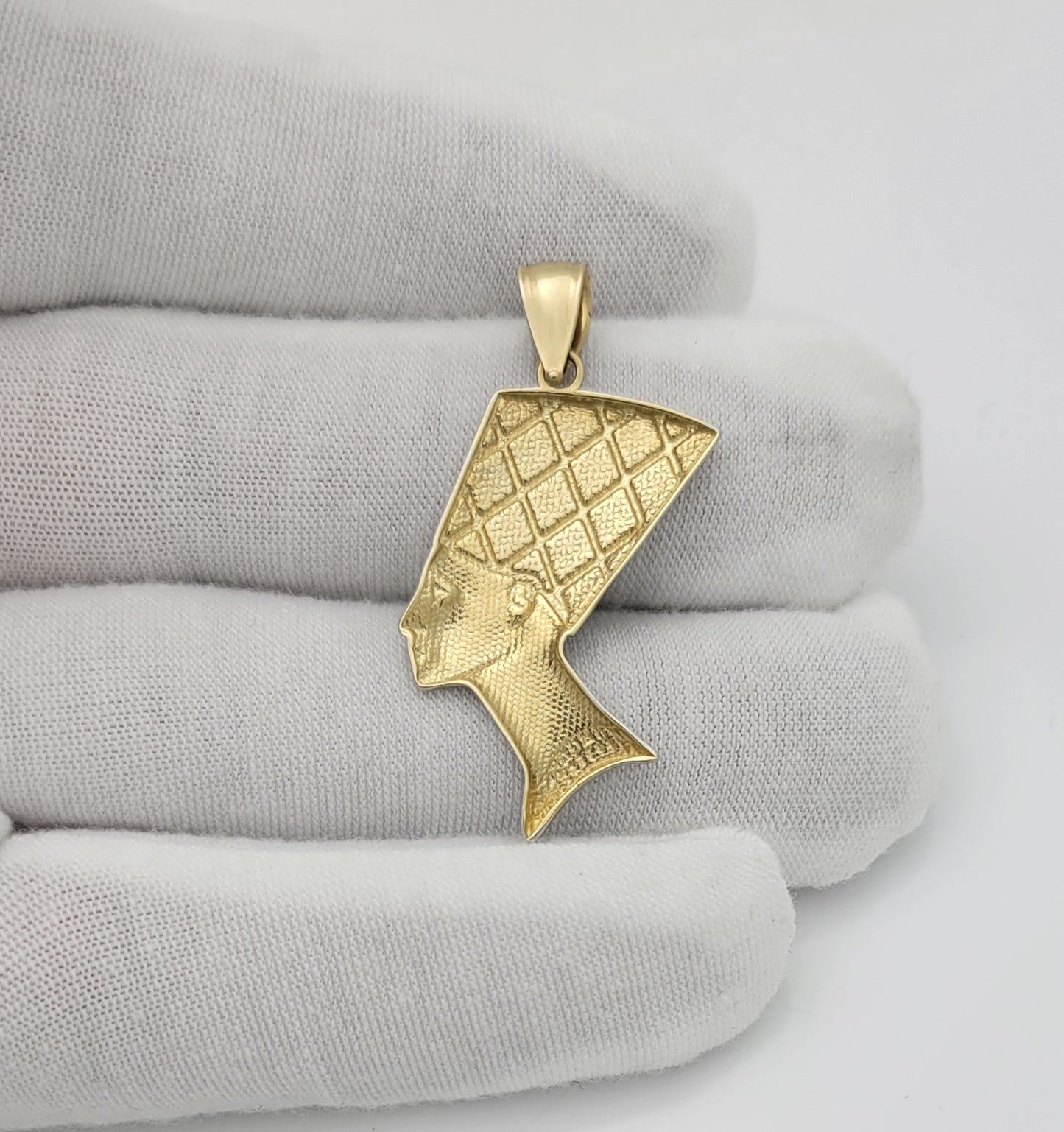 10K Yellow Gold Nefertiti Necklace Pendant Egyptian Queen Charm 1.6 in x 1.0 in