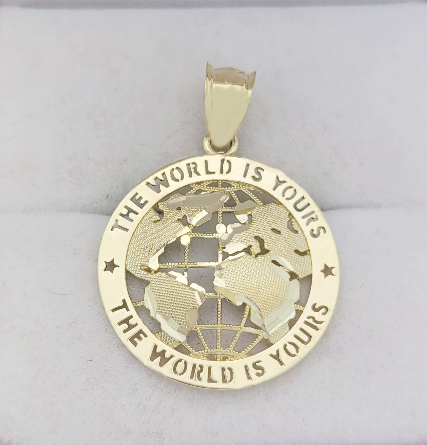 10K Yellow Gold World Map Pendant Globe Charm 1.2 inch