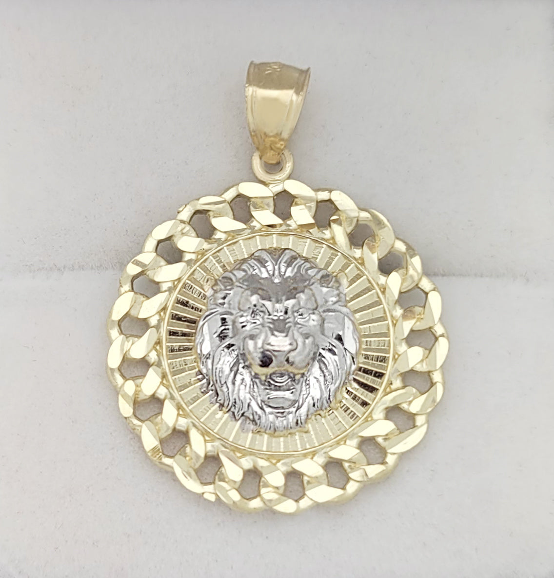 10K Yellow Gold Lion Pendant Round Medallion Cuban Link Frame