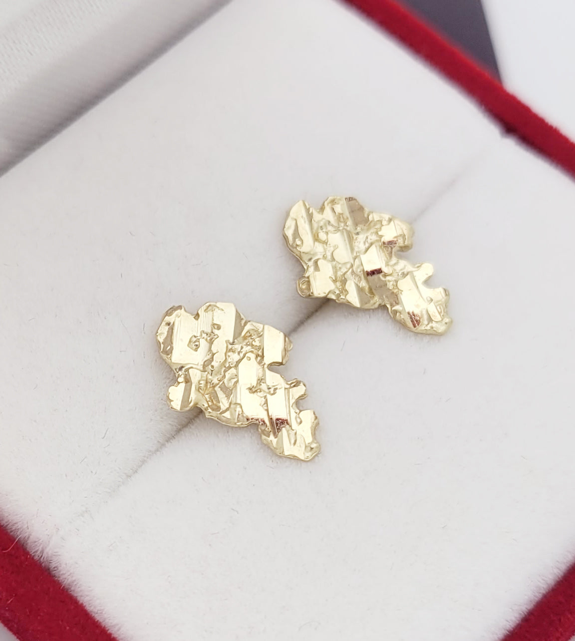 10k Yellow Gold Nugget Earrings Mens Womens Nugget 14 mm x 9.5 mm