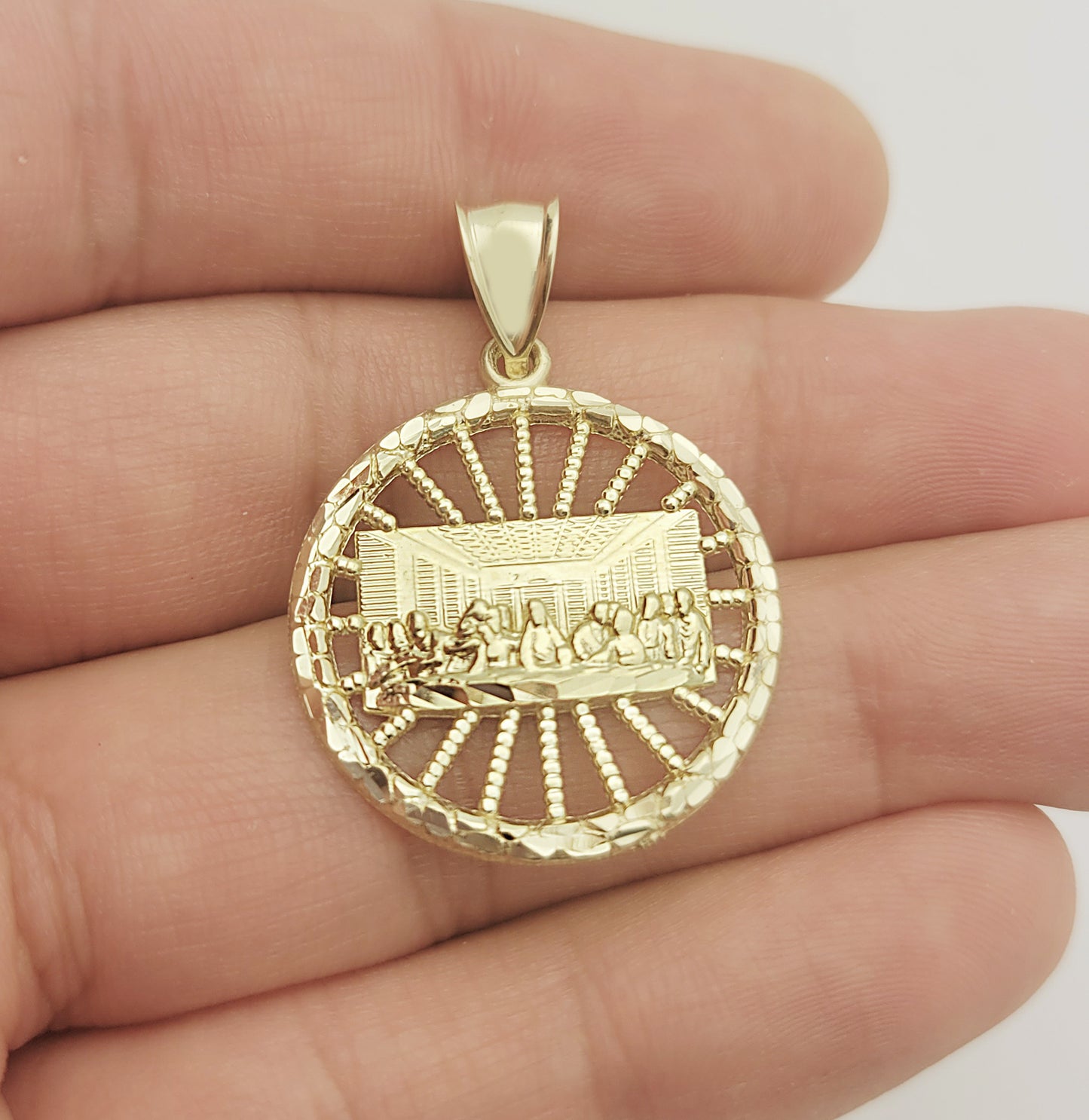 10K Yellow Gold Last Supper Pendant Last Supper Medal Round 1.0 in Diameter