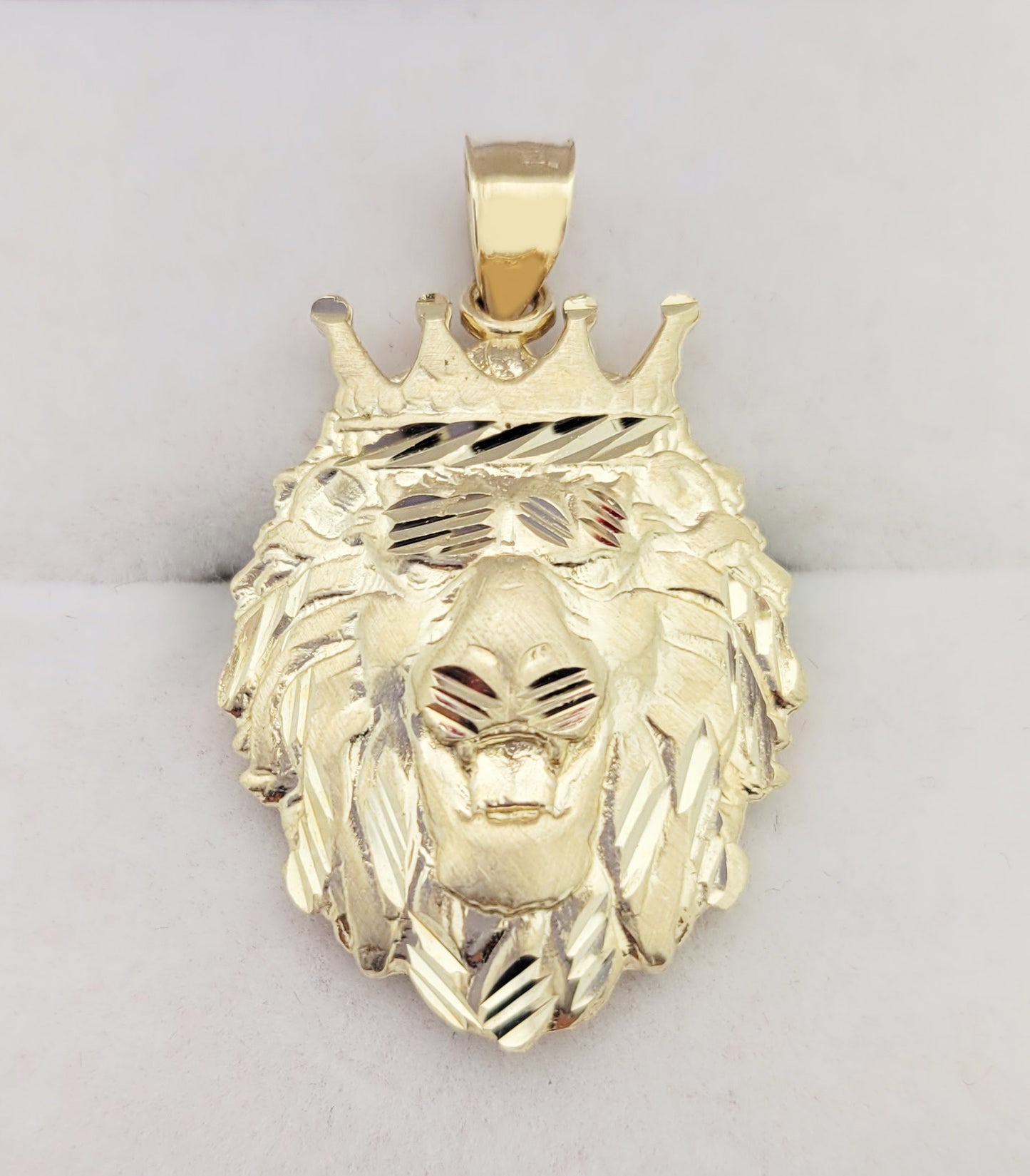 10K Yellow Gold Crown Lion Face Charm Pendant Lion Head Crown 1.2 in x 0.75 in