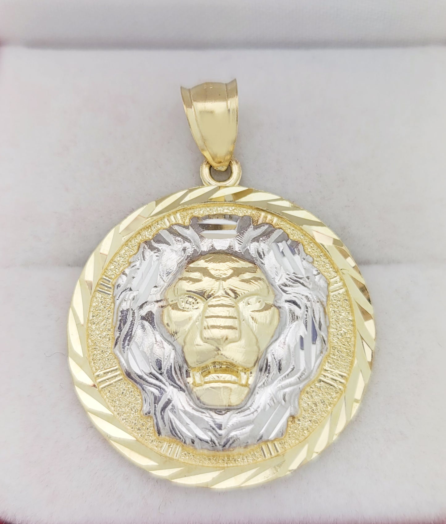 10K Yellow Gold Lion Pendant Lion Face Medallion