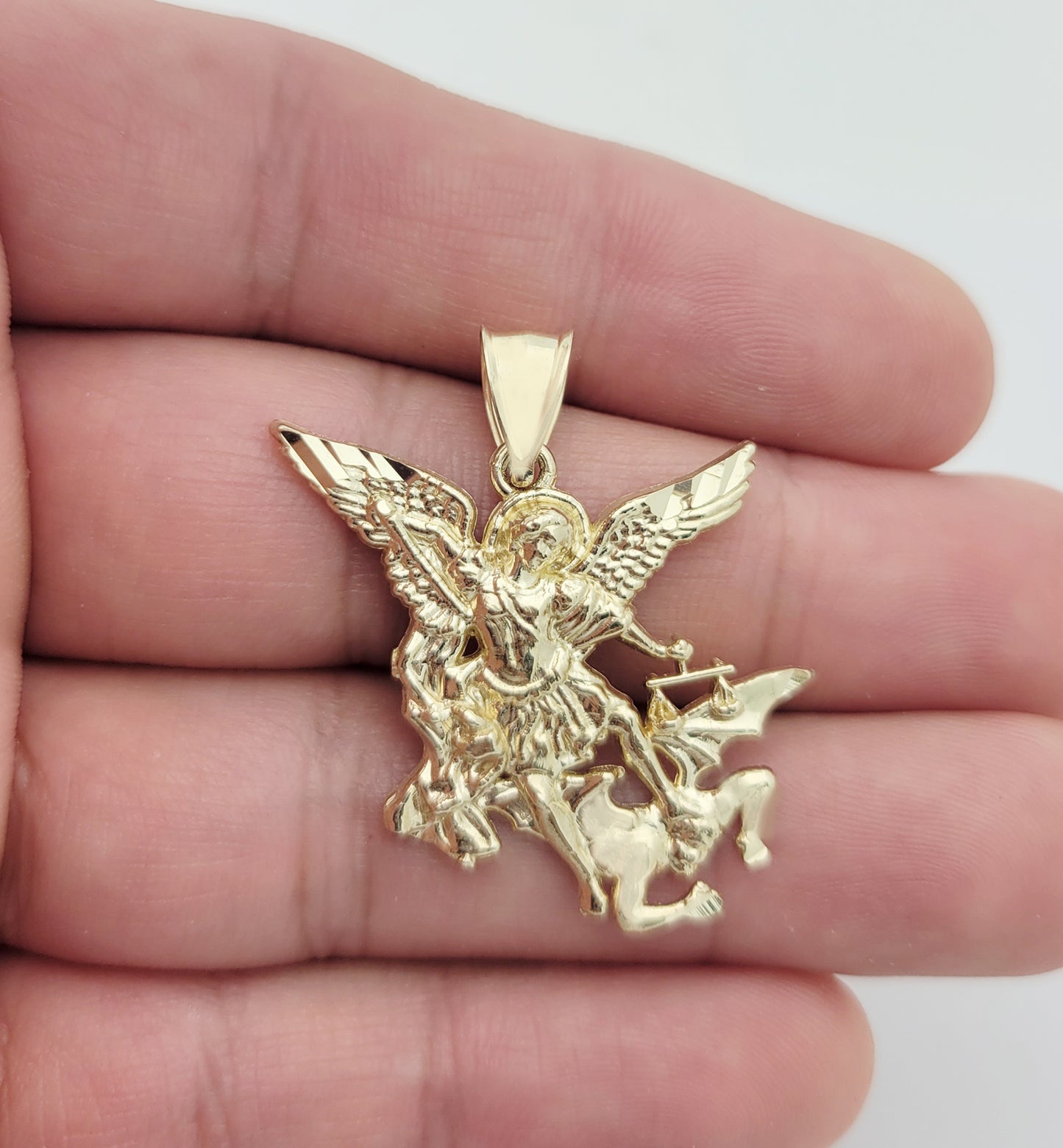 10K Yellow Gold Saint Michael The Archangel Pendant Charm 3.8 g