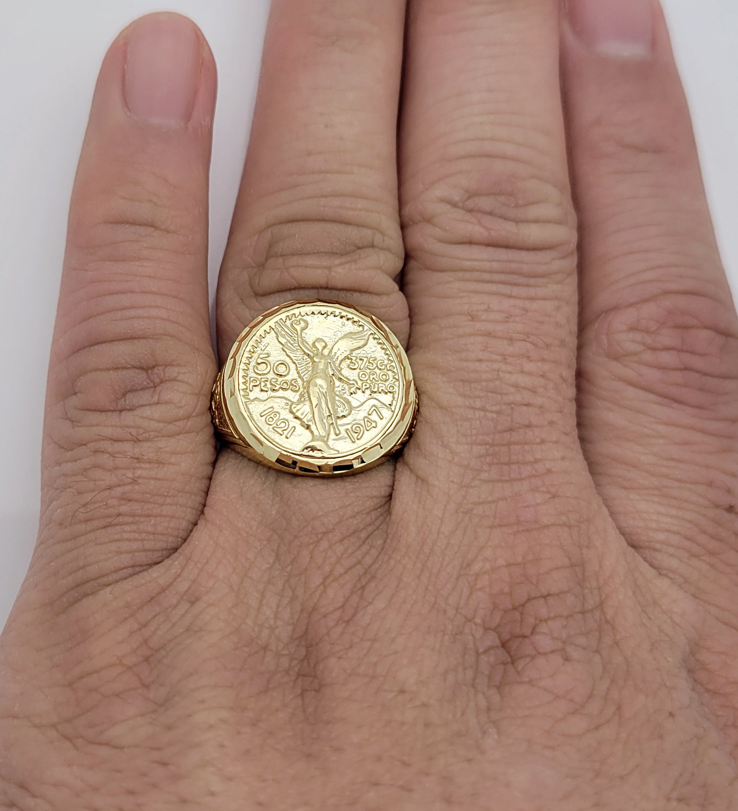 10K Yellow Gold 50 Pesos 1821 Coin Ring 5.7 g