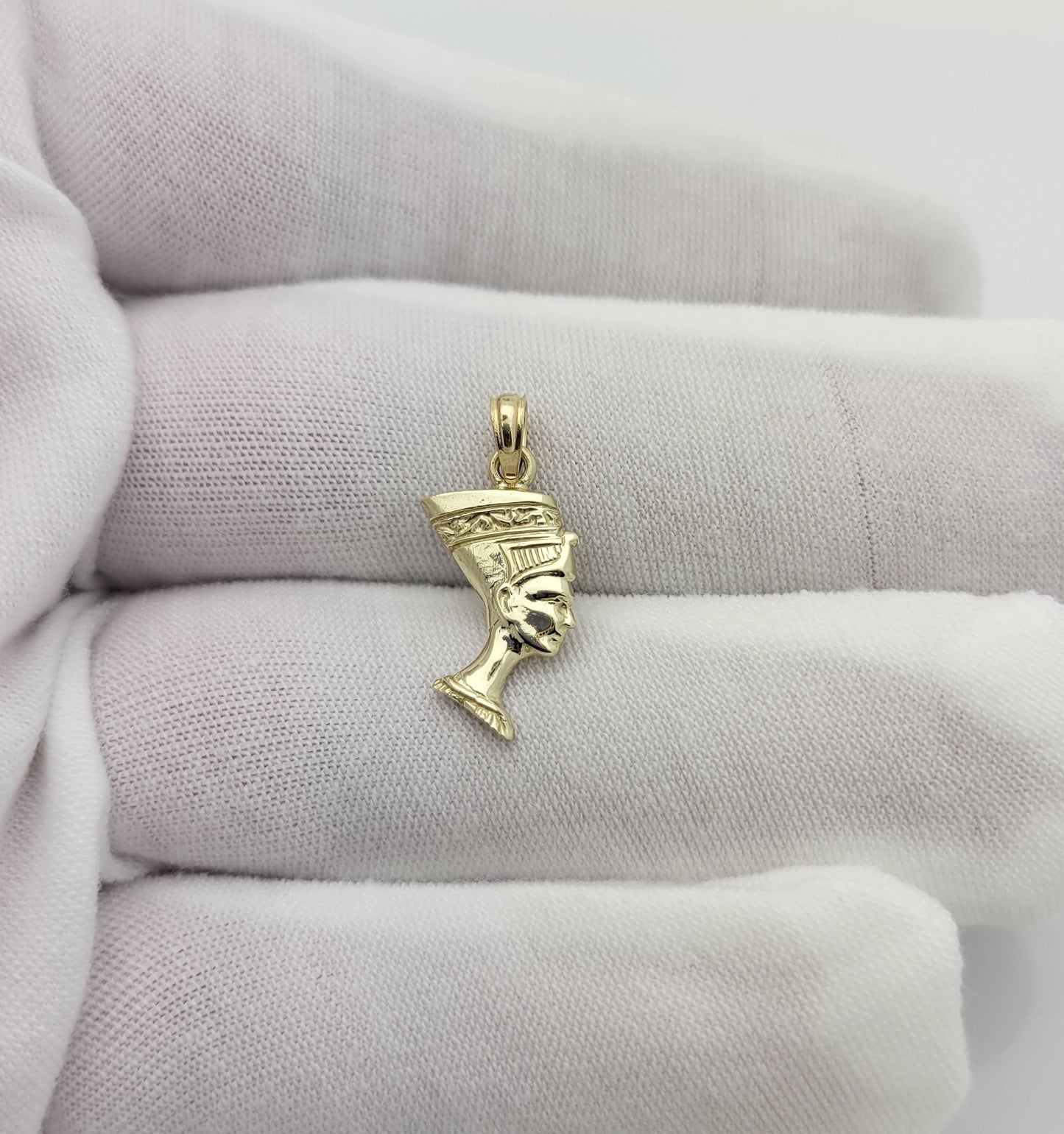 10K Yellow Gold Nefertiti Necklace Pendant Egyptian Queen Charm Small