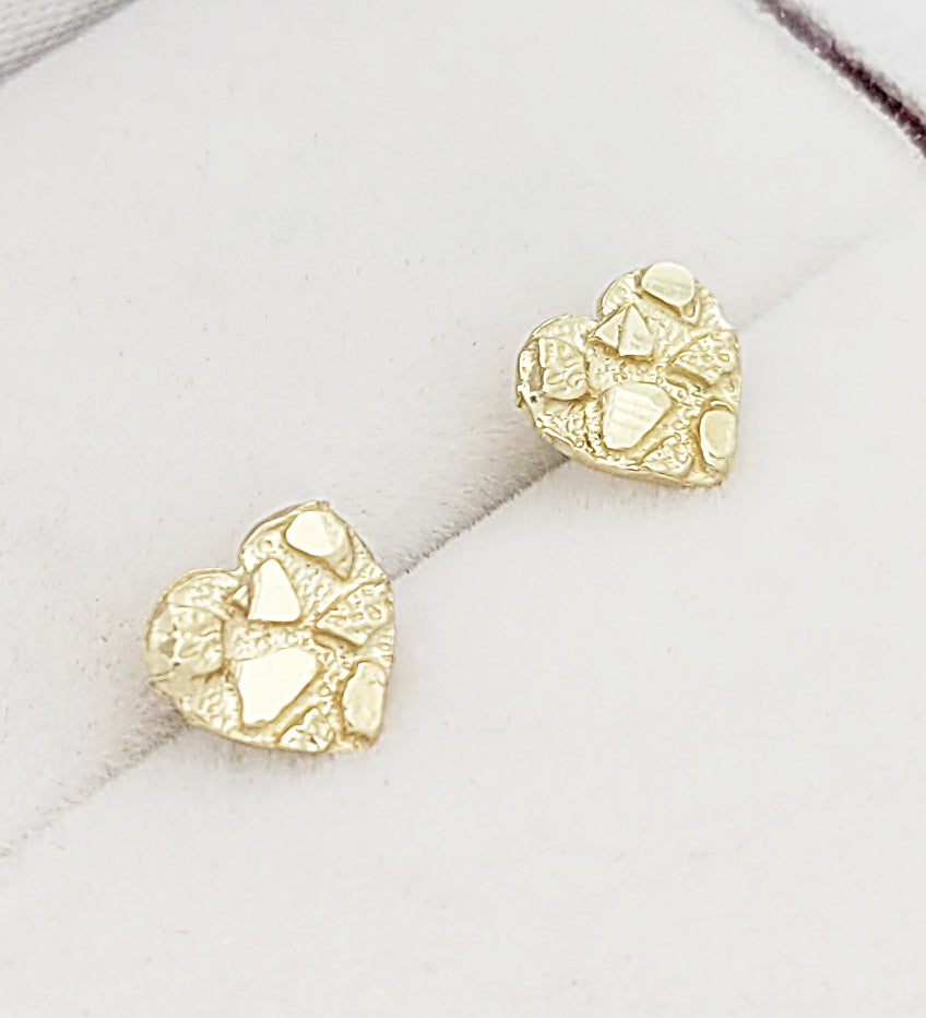 10K Yellow Gold Diamond Cut Nugget Heart Earrings Small 7.5 mm x 7 mm