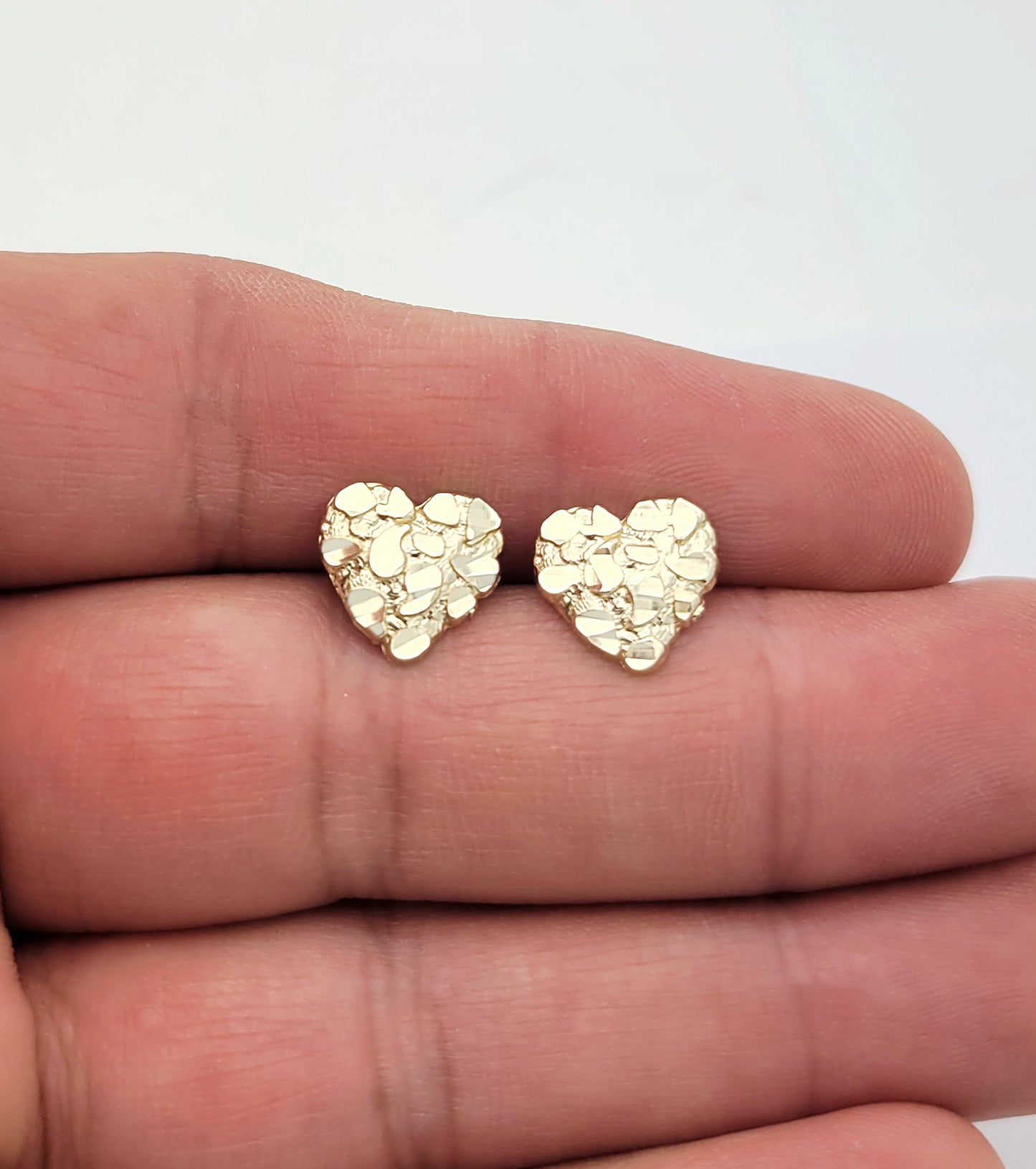 10K Yellow Gold Diamond Cut Nugget Heart Earrings 11 mm x 10 mm