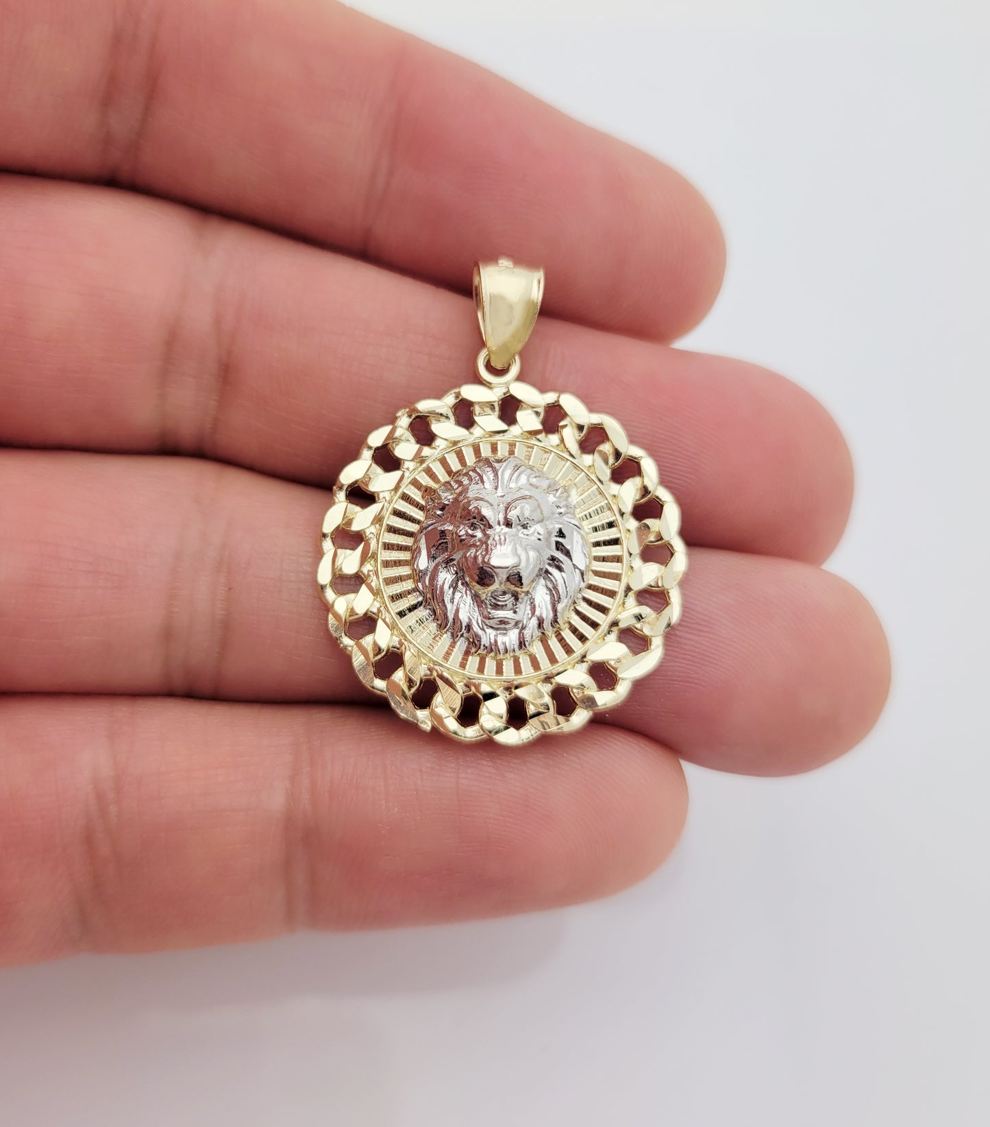 10K Yellow Gold Lion Pendant Round Medallion Cuban Link Frame