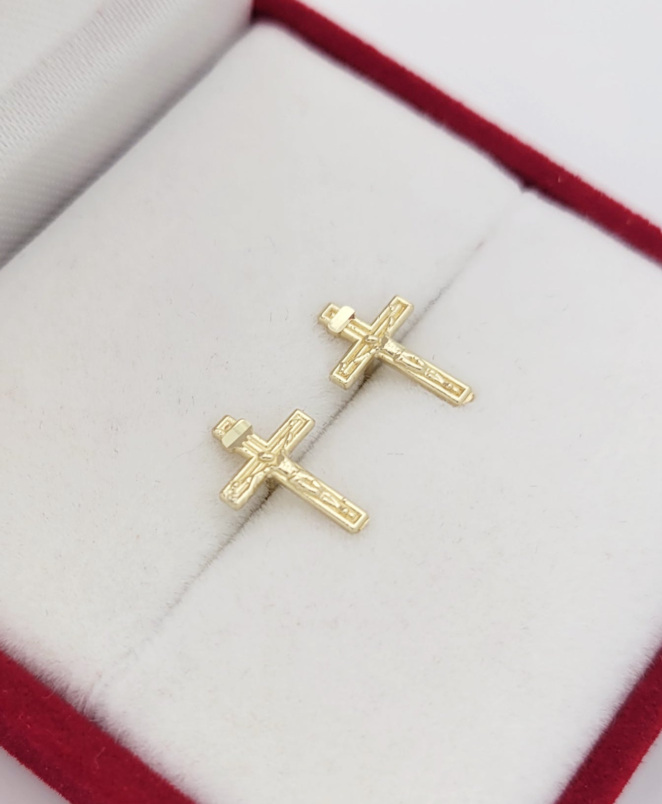 10K Yellow Gold Cross Earrings 11 mm x 8 mm