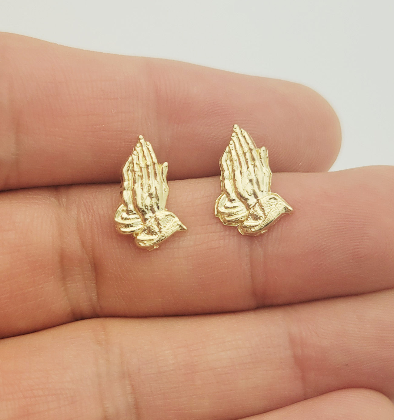 10K Yellow Gold Praying Hands Earrings Prayer Hands Earrings 0.55 x 0.35 in