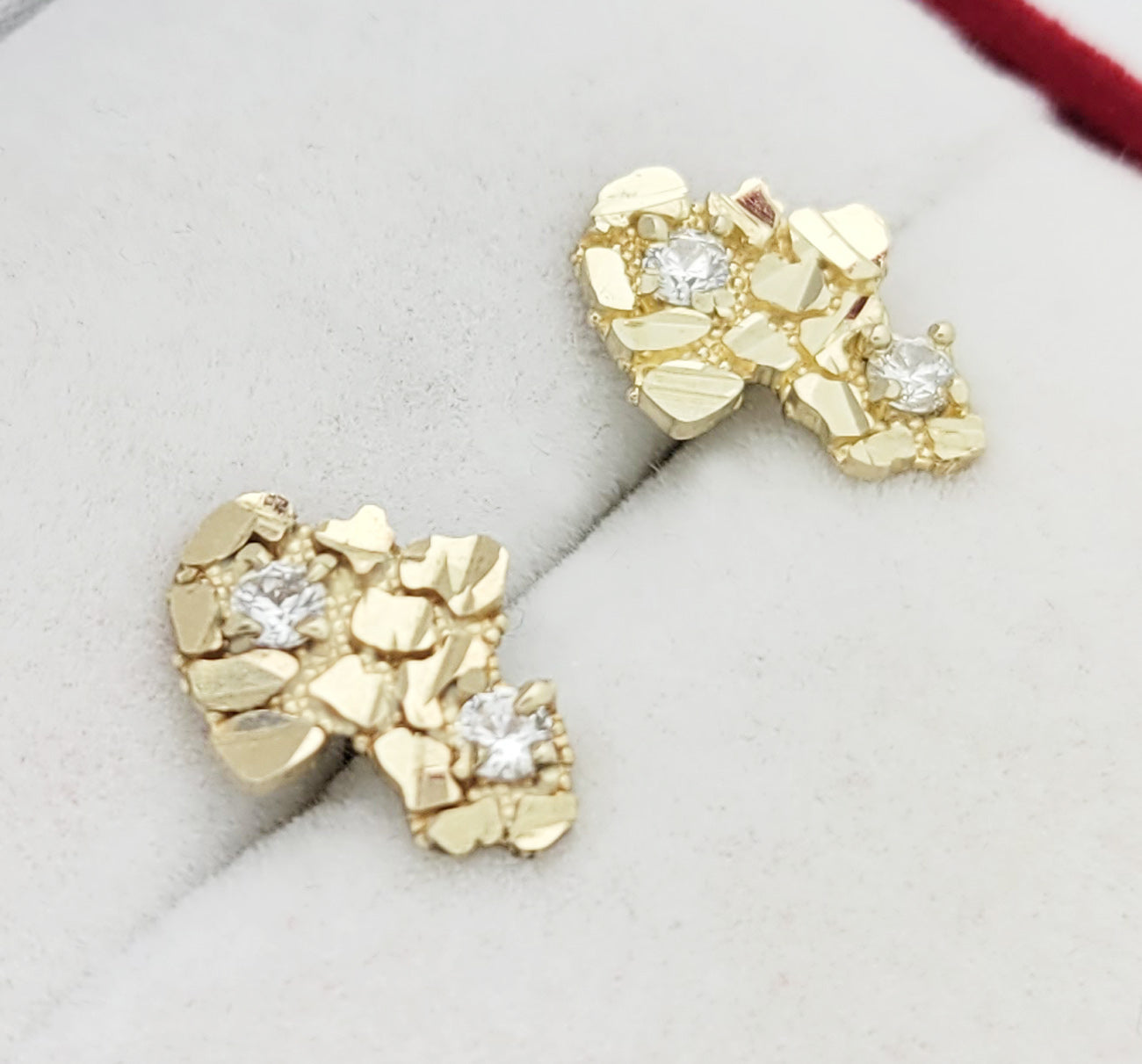 Men's 10k Yellow Gold Nugget With CZ Earrings 0.5 inch