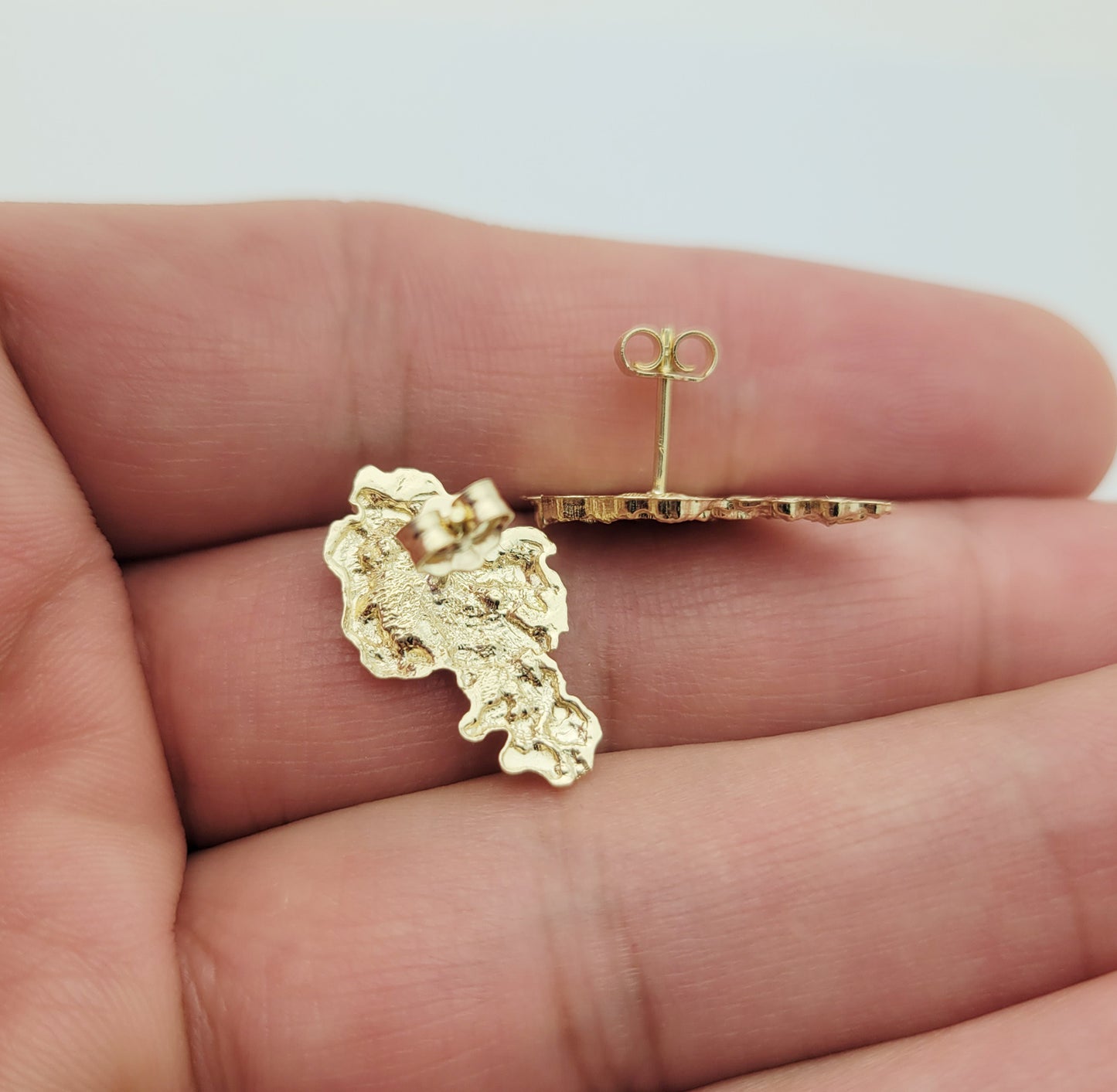 Mens 10k Yellow Gold Nugget Earrings 0.75 inch